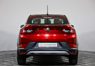 Подержанный автомобиль Renault Arkana 2019 года (6 фото)