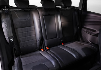 Подержанный автомобиль Ford Kuga 2016 года (22 фото)