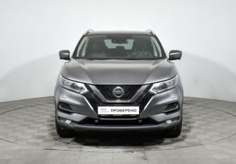 Подержанный автомобиль Nissan Qashqai 2021 года (2 фото)