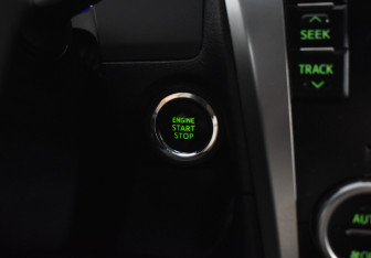 Подержанный автомобиль Toyota Camry Sedan 2014 года (17 фото)