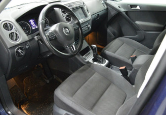Подержанный автомобиль Volkswagen Tiguan 2013 года (10 фото)