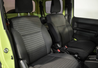 Подержанный автомобиль Suzuki Jimny 2021 года (24 фото)