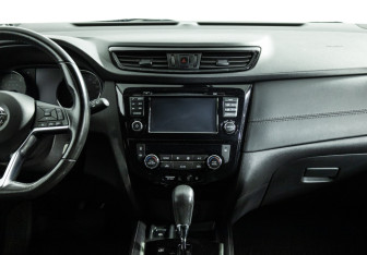 Подержанный автомобиль Nissan Qashqai 2019 года (14 фото)