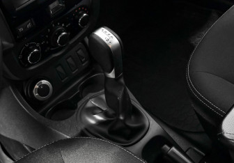 Подержанный автомобиль Renault Duster 2018 года (11 фото)