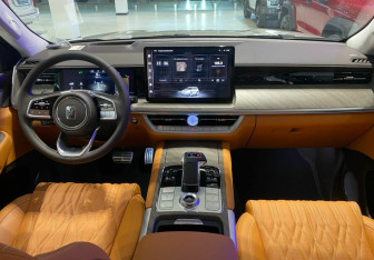 Новый Tank 500 2025 (10 фото)