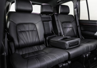 Подержанный автомобиль Toyota Land Cruiser Suv 2020 года (31 фото)