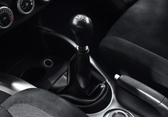 Подержанный автомобиль Mitsubishi Outlander 2008 года (11 фото)