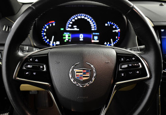 Подержанный автомобиль Cadillac ATS Sedan 2014 года (16 фото)