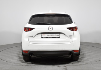 Подержанный автомобиль Mazda CX-5 2018 года (6 фото)