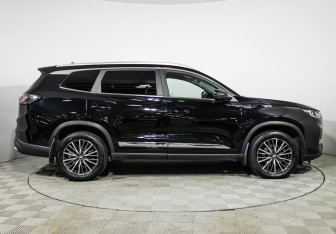 Подержанный автомобиль Chery Tiggo 8 Pro Max 2022 года (4 фото)
