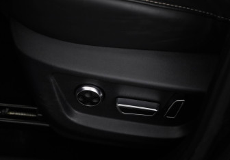 Подержанный автомобиль Chery Tiggo 8 2021 года (14 фото)