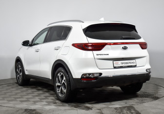 Подержанный автомобиль Kia Sportage 2018 года (7 фото)