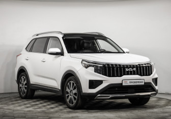 Подержанный автомобиль Kia Sportage 2022 года (3 фото)
