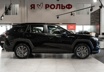 Новый Toyota RAV4 2025 (6 фото)