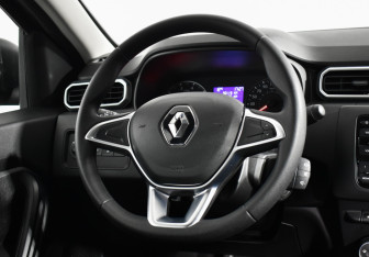 Подержанный автомобиль Renault Duster 2021 года (14 фото)