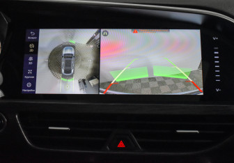 Подержанный автомобиль Geely Tugella 2022 года (19 фото)