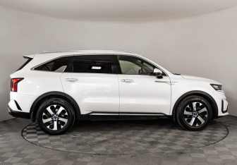 Подержанный автомобиль Kia Sorento 2020 года (5 фото)