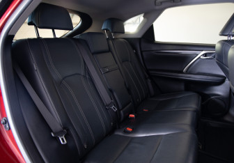 Подержанный автомобиль Lexus RX 2018 года (17 фото)
