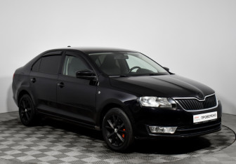 Подержанный автомобиль Skoda Rapid Liftback 2015 года (3 фото)