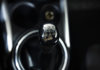 Подержанный автомобиль Mitsubishi ASX 2012 года (15 фото)