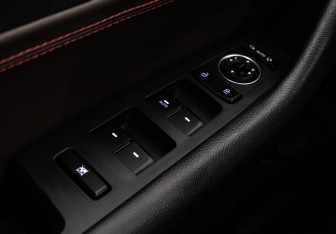 Подержанный автомобиль Hyundai Sonata 2019 года (18 фото)