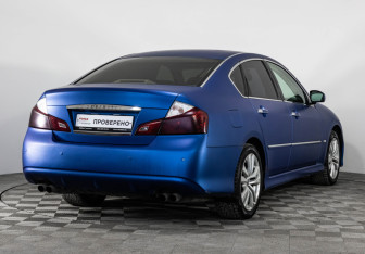 Подержанный автомобиль Infiniti M Sedan 2008 года (5 фото)