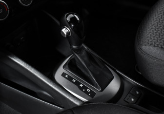 Подержанный автомобиль Kia Rio Hatchback 2016 года (11 фото)