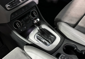 Подержанный автомобиль Audi Q3 2016 года (11 фото)