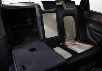 Подержанный автомобиль Audi Q5 2012 года (24 фото)