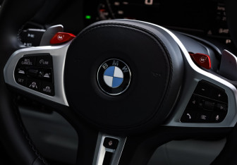 Подержанный автомобиль BMW X5 M 2021 года (38 фото)