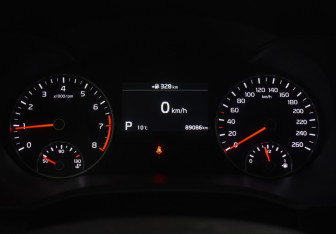 Подержанный автомобиль Kia Optima Sedan 2019 года (24 фото)