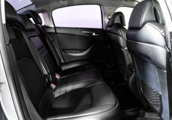 Подержанный автомобиль Citroen C5 Sedan 2008 года (18 фото)