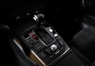 Подержанный автомобиль Audi A6 Sedan 2014 года (11 фото)
