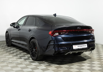 Подержанный автомобиль Kia K5 2020 года (7 фото)