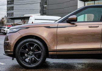 Подержанный автомобиль Land Rover Range Rover Velar 2020 года (9 фото)