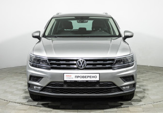 Подержанный автомобиль Volkswagen Tiguan 2018 года (2 фото)
