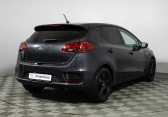 Подержанный автомобиль Kia Ceed Hatchback 2016 года (5 фото)