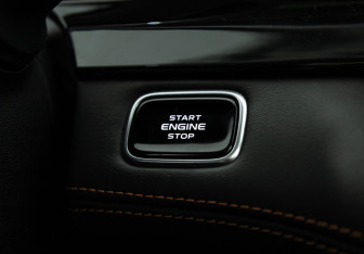 Подержанный автомобиль Changan UNI-K 2022 года (21 фото)