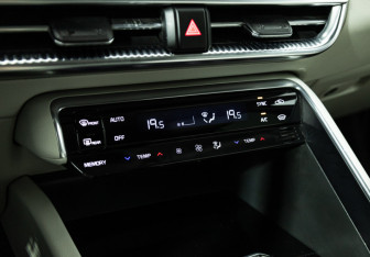 Подержанный автомобиль Kia K5 2020 года (22 фото)