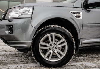 Подержанный автомобиль Land Rover Freelander 2013 года (3 фото)