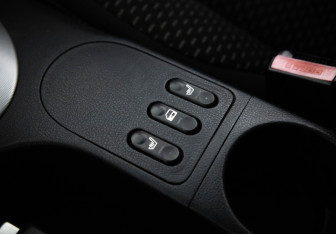 Подержанный автомобиль Nissan Qashqai 2008 года (18 фото)