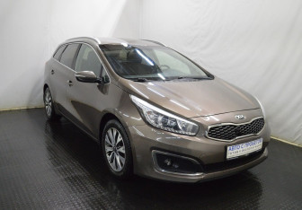 Подержанный автомобиль Kia Ceed Wagon 2018 года (3 фото)