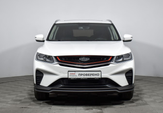 Подержанный автомобиль Geely Coolray 2020 года (2 фото)