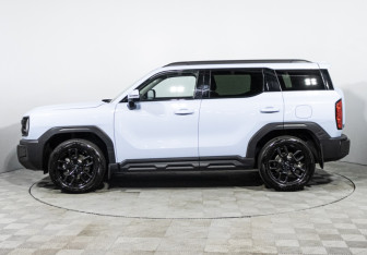 Подержанный автомобиль Haval H3 2024 года (8 фото)