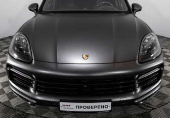 Подержанный автомобиль Porsche Cayenne 2018 года (4 фото)