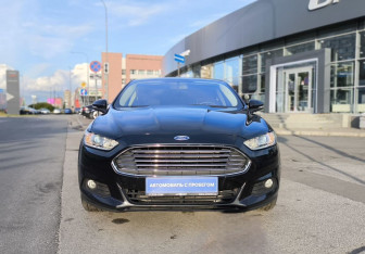 Подержанный автомобиль Ford Mondeo Sedan 2019 года (2 фото)