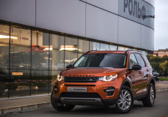 Подержанный автомобиль Land Rover Discovery Sport 2017 года (36 фото)