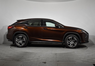 Подержанный автомобиль Lexus RX 2016 года (4 фото)