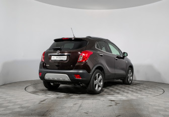 Подержанный автомобиль Opel Mokka 2013 года (5 фото)