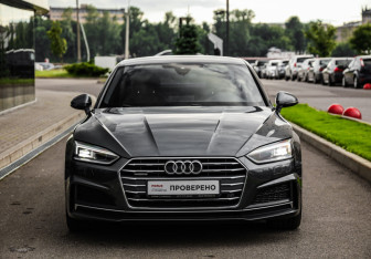 Подержанный автомобиль Audi A5 Coupe 2016 года (4 фото)
